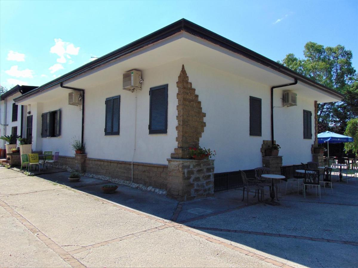 Casale Rurale Bed & Breakfast *